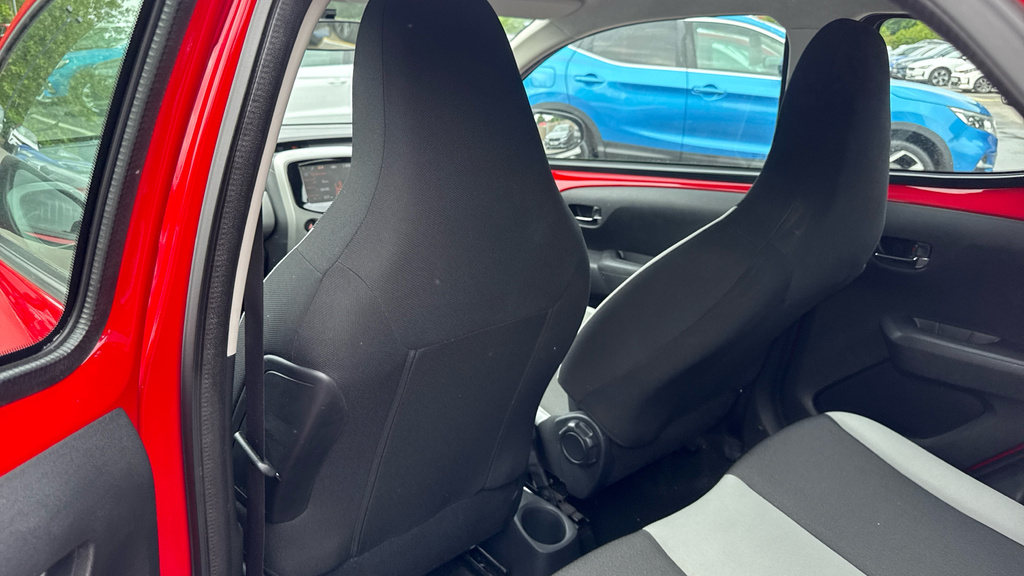 Toyota Aygo X X-press Grey #14