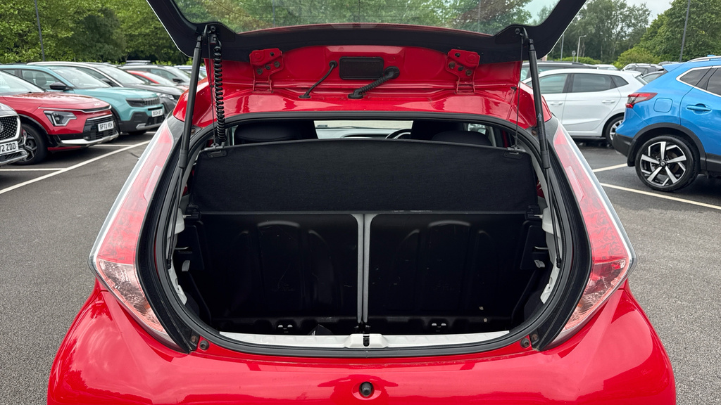 Toyota Aygo X X-press Grey #15