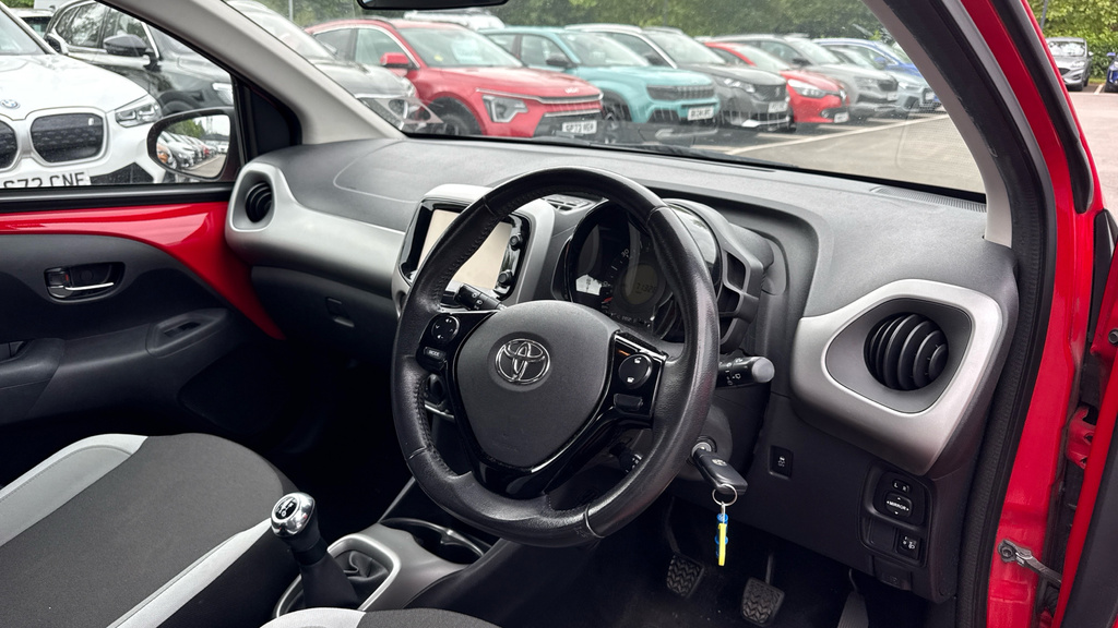 Toyota Aygo X X-press Grey #9