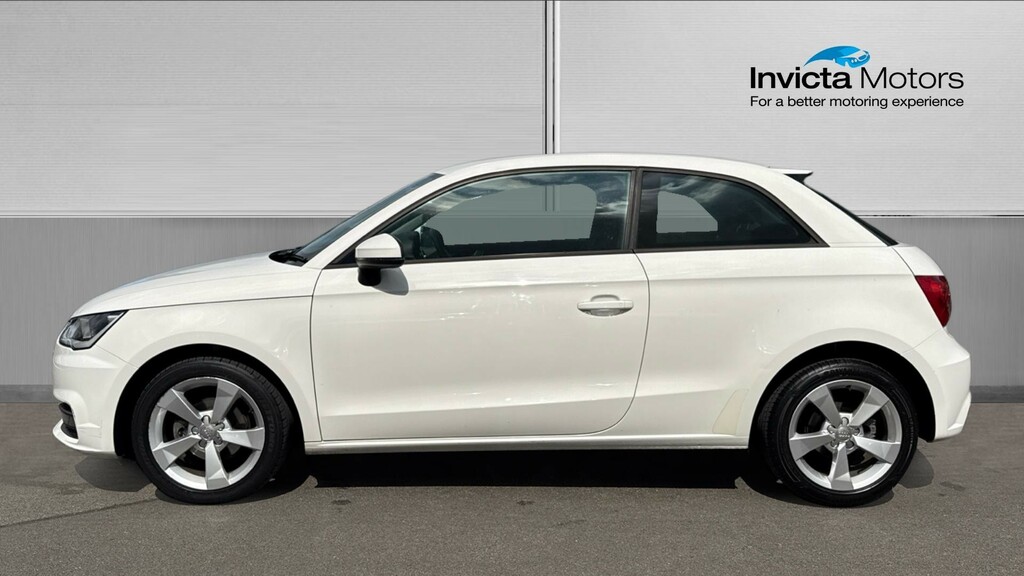 Audi A1 Sport White #6