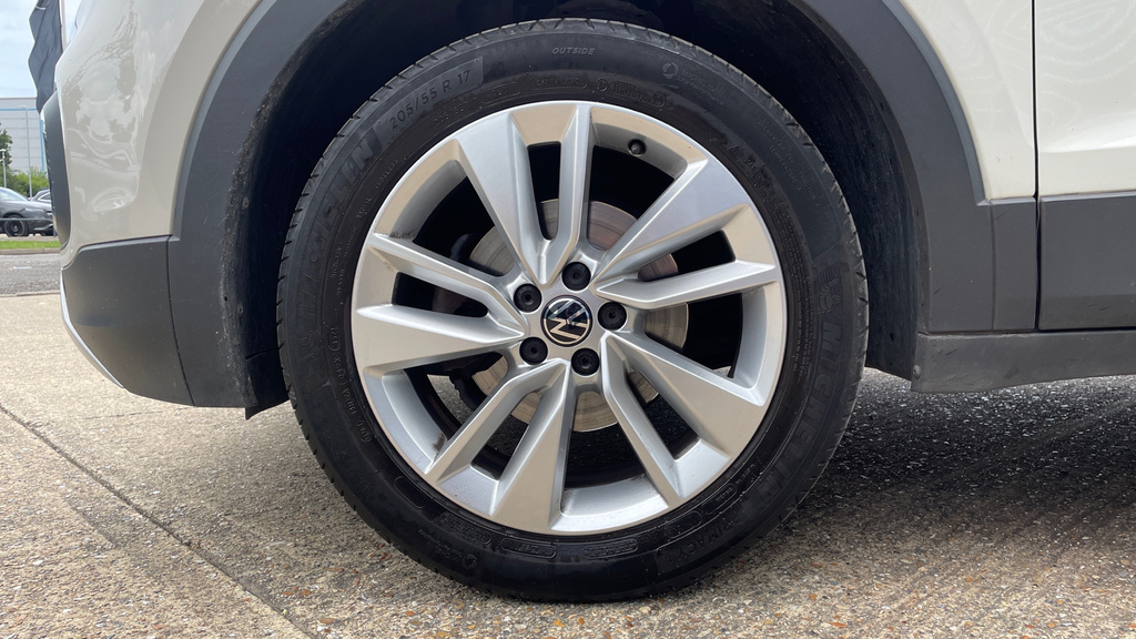 Volkswagen T-Cross Active Grey #17