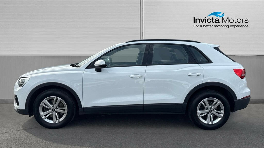 Audi Q3 Technik White #6