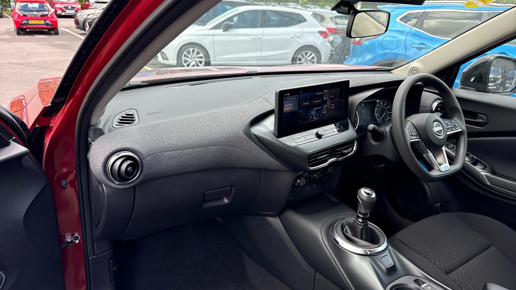 Nissan Juke 1.6 Hybrid Tekna Black #10