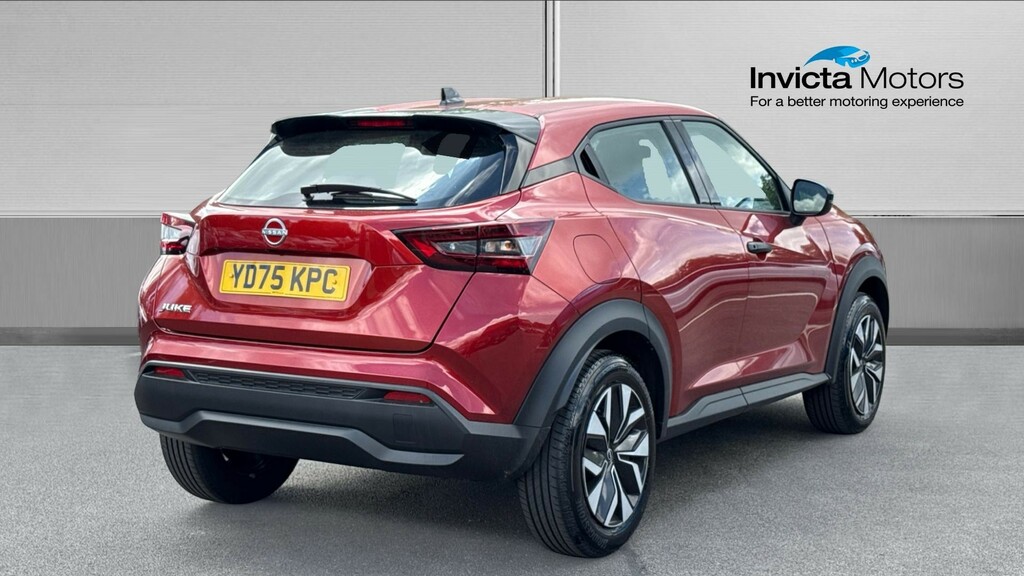 Nissan Juke 1.6 Hybrid Tekna Black #3