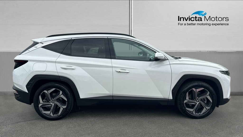 Hyundai Tucson Ultimate White #2