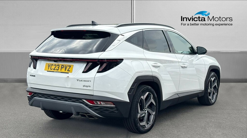 Hyundai Tucson Ultimate White #3