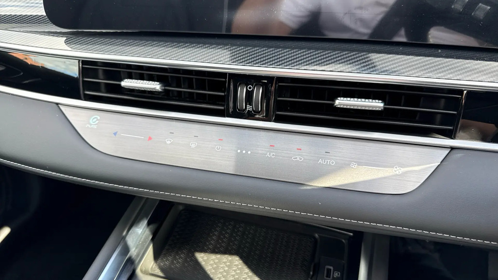 Chery Tiggo 7 Csh Summit 1.5T 1Dht Sunroof, Head-up Display, So White #33