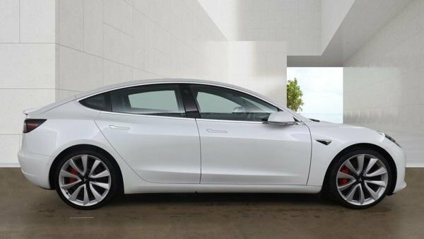 Tesla Model 3 Saloon White #3