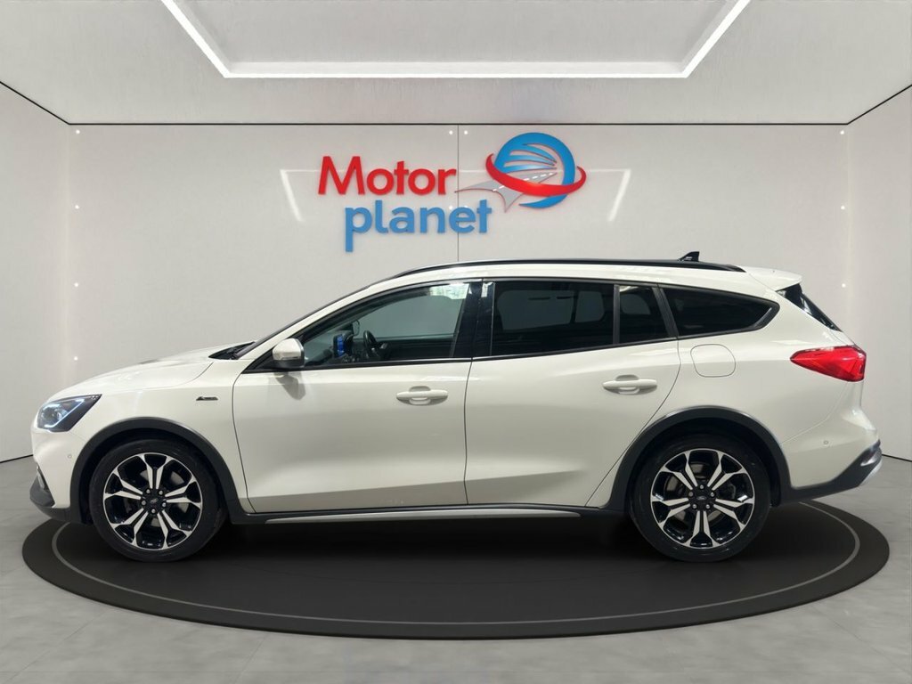 Ford Focus Active X Ecoblue White #4