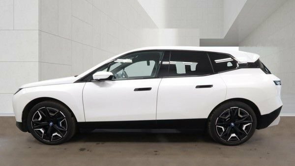 BMW iX Suv White #3