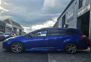 Ford Focus Hatchback Grey #7