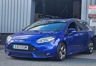 Ford Focus Hatchback Grey #5