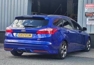 Ford Focus Hatchback Grey #6