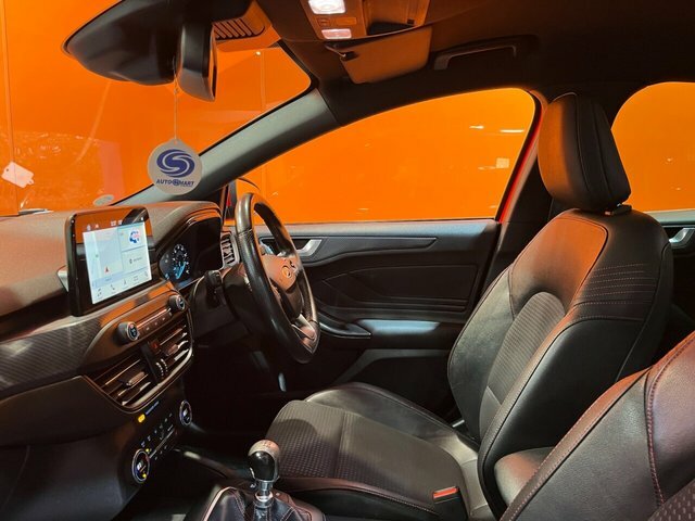 Ford Focus 1.0T Ecoboost St-line X Hatchback Manua YR19JYM Red #4