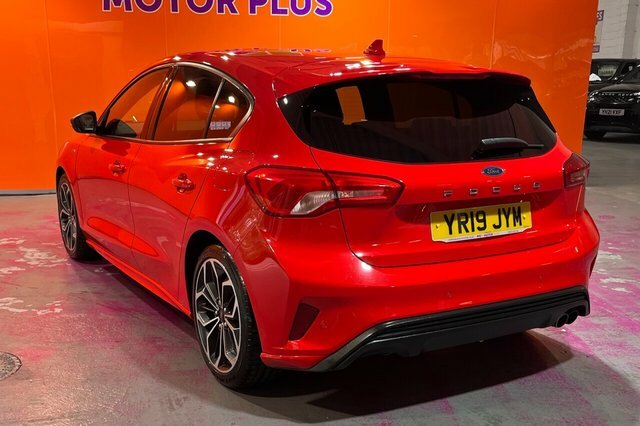 Ford Focus 1.0T Ecoboost St-line X Hatchback Manua YR19JYM Red #3