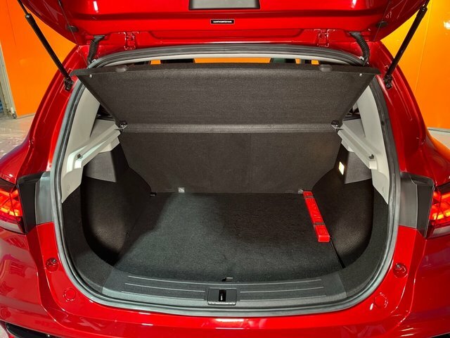 MG ZS 1.0 T-gdi Exclusive Suv Euro 6 HW23KEK Red #2