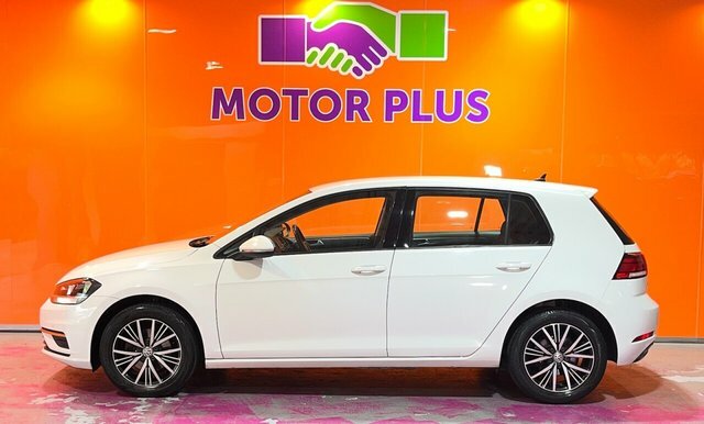 Volkswagen Golf 1.4 Tsi Bluemotion Tech Se Nav Hatchback Petro GD17NYU White #2