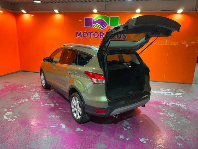 Ford Kuga 2.0 Tdci Titanium Awd Euro 5 White #3