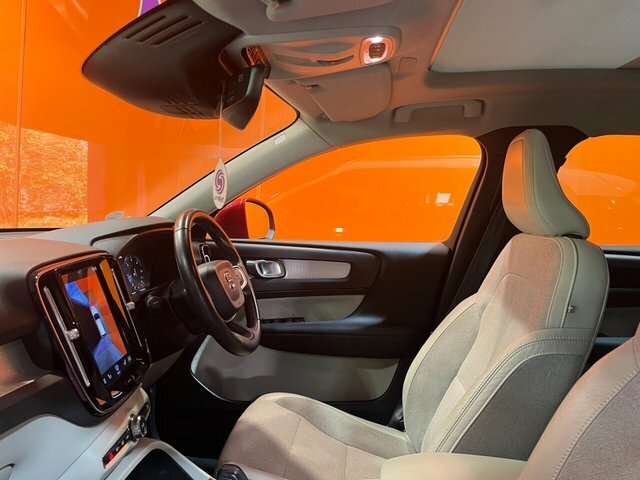 Volvo XC40 2.0 D3 Momentum Suv Euro 6 S S Red #3