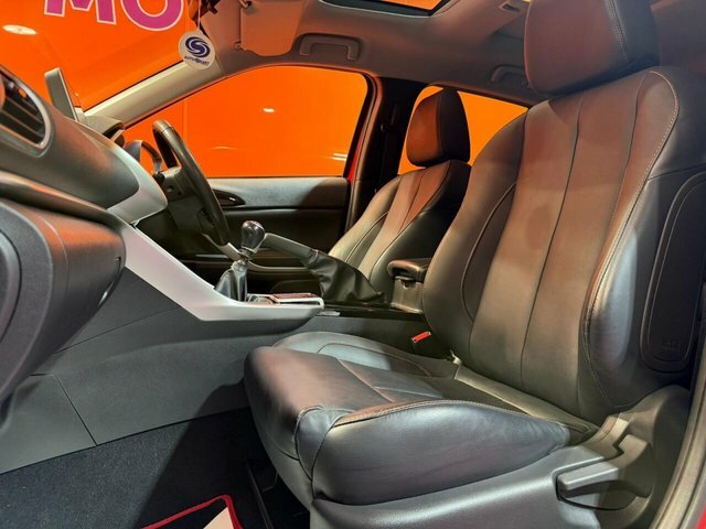 Mitsubishi Eclipse Cross 1.5T First Edition Suv Euro 6 S Red #5