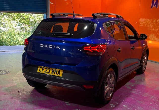 Dacia Sandero Stepway 1.0 Tce Essential Hatchback Euro CF23WHA Blue #3