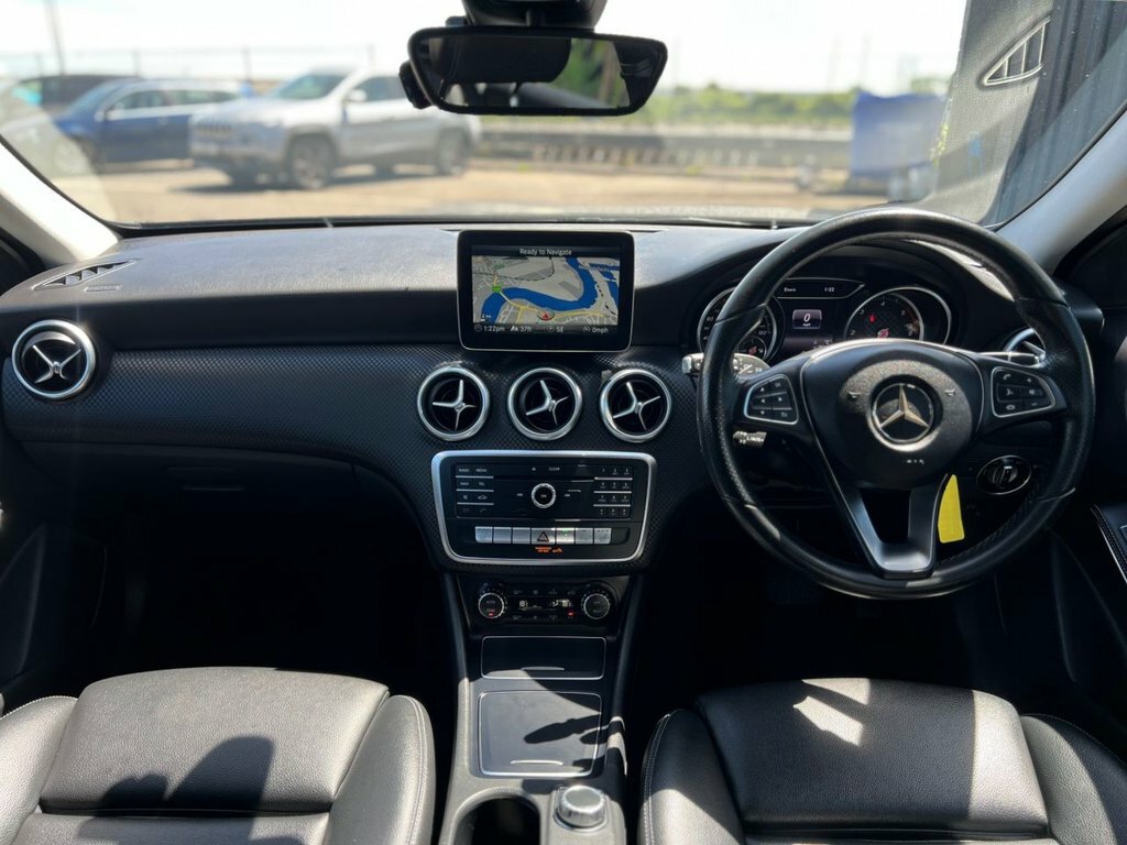 Mercedes-Benz A Class 1.5L Sport CT17BNE Blue #4