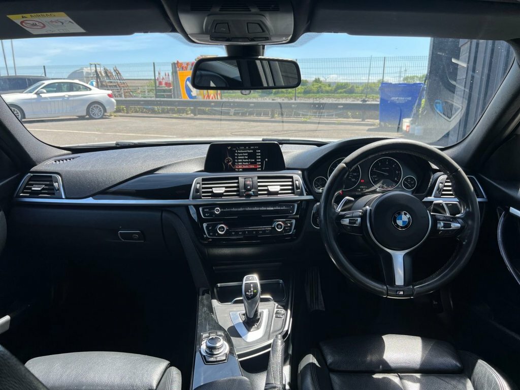 BMW 3 Series 2L M Sport MA67OSG White #4