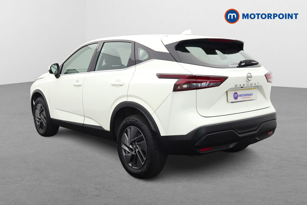 Nissan Qashqai 1.3 Dig-t Mh 158 Acenta Premium Xtronic FV23PXA White #5