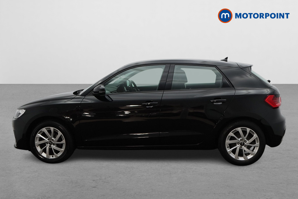 Audi A1 25 Tfsi Sport VN22CCK Black #4