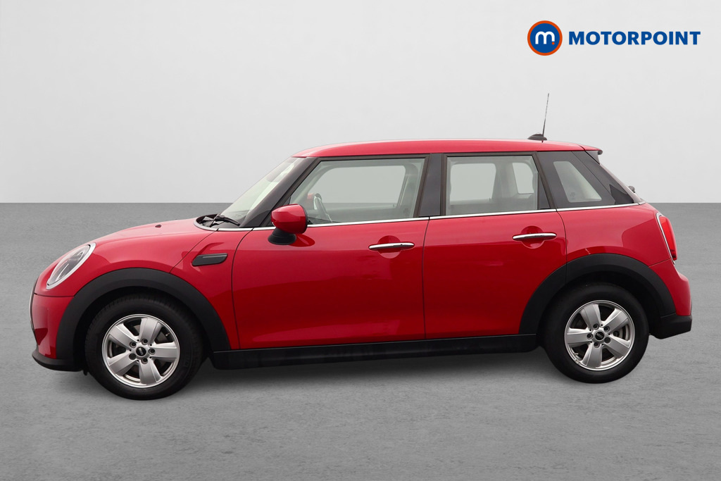 Mini Hatch 1.5 Cooper Classic Premium SL72VBT Red #4