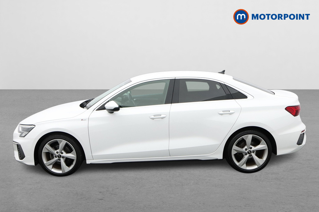 Audi A3 35 Tfsi S Line S Tronic MW22GMU White #4