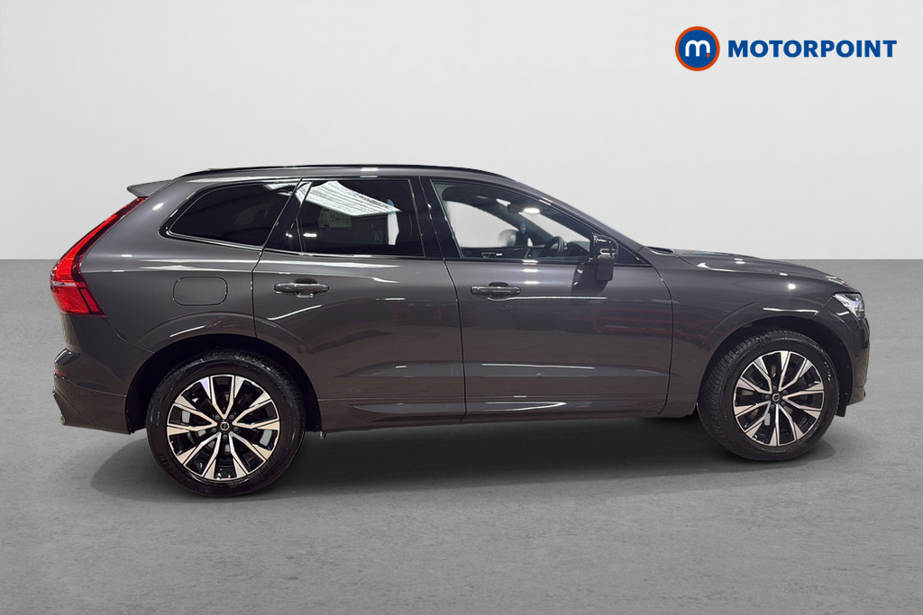 Volvo XC60 2.0 B5p Plus Dark Awd Geartronic FT23AVZ Grey #4