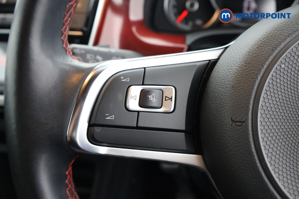 Volkswagen Up 1.0 Beats Black #11