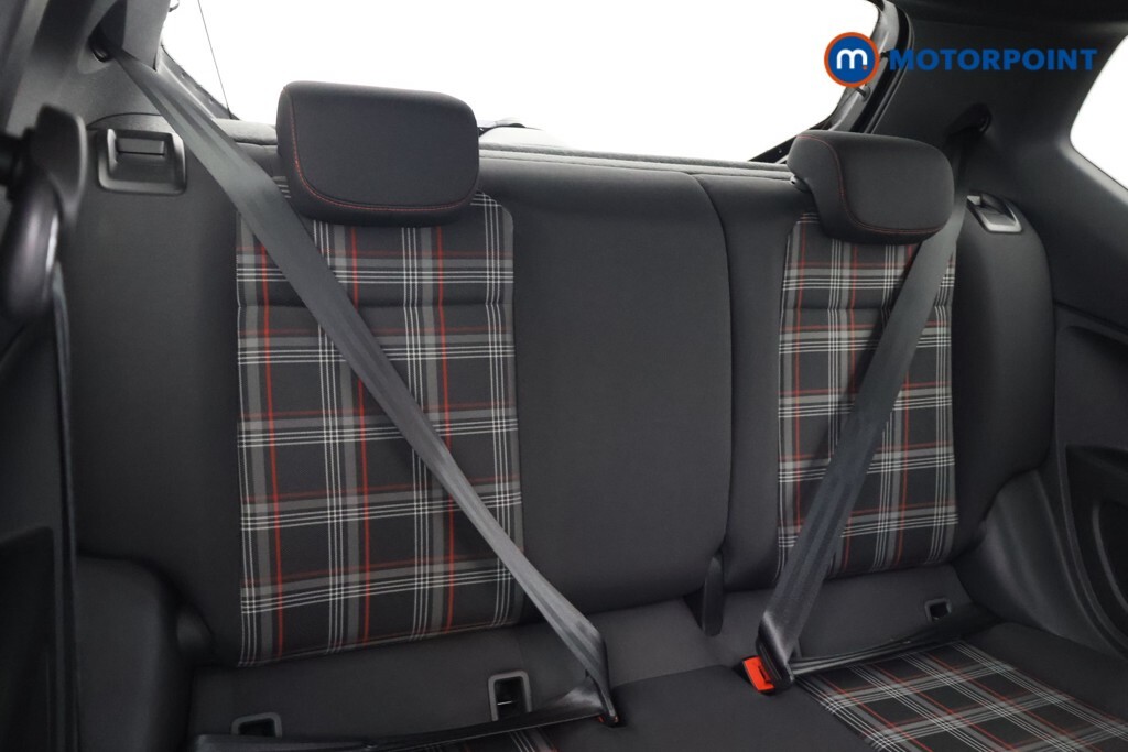 Volkswagen Up 1.0 Beats Black #19