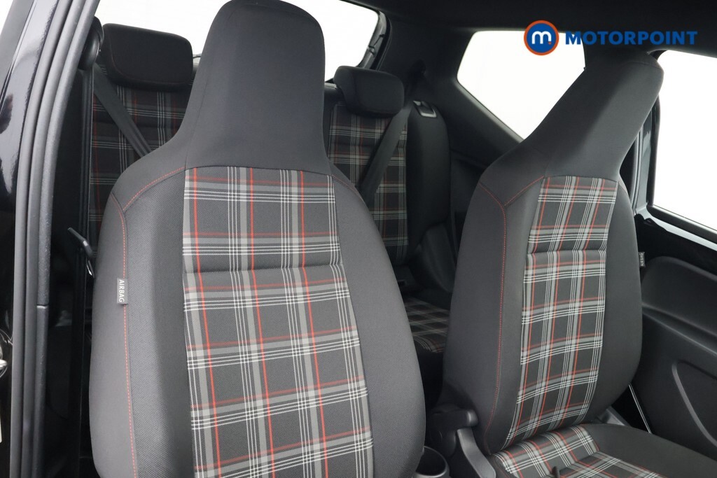Volkswagen Up 1.0 Beats Black #18