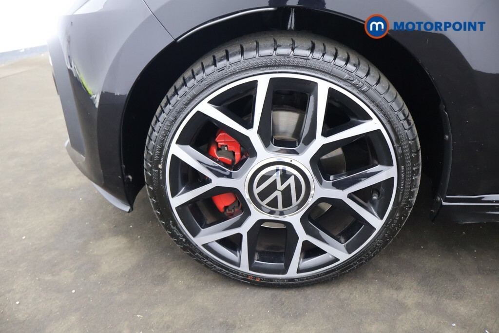 Volkswagen Up 1.0 Beats Black #23