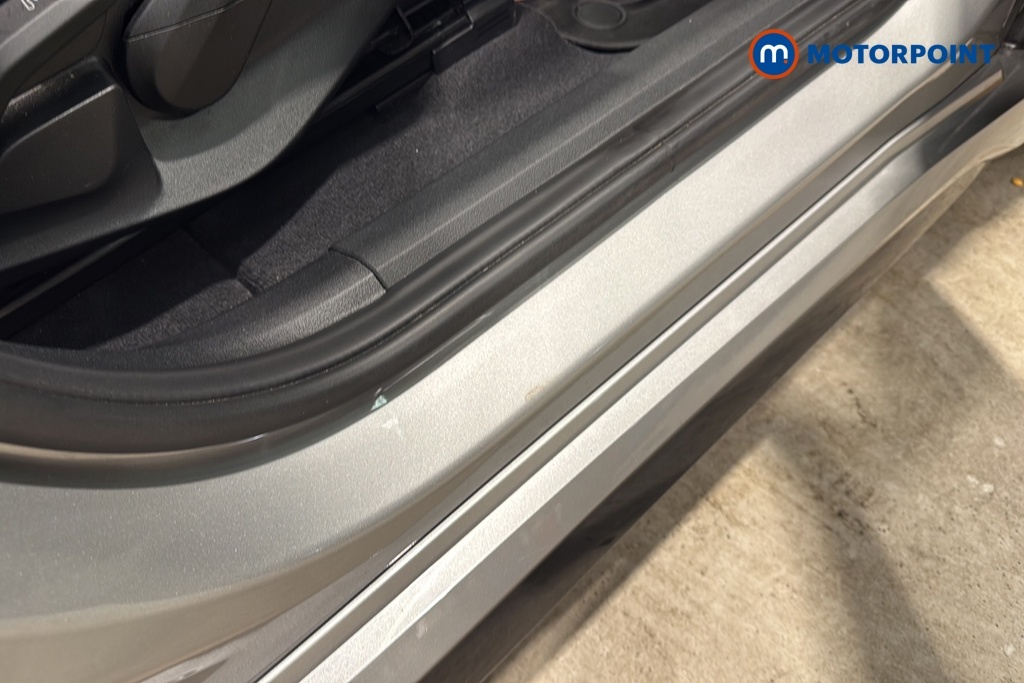 BMW iX1 Ix1 150Kw Edrive20 M Sport 65Kwh Silver #23