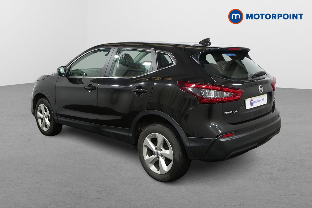 Nissan Qashqai 1.3 Dig-t Acenta Premium Black #5