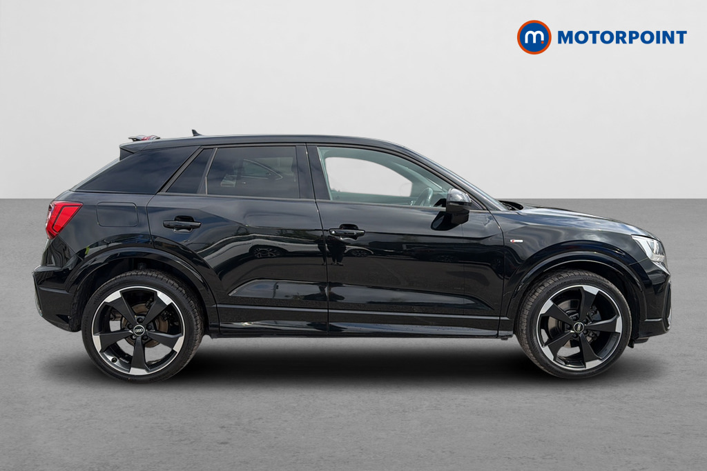 Audi Q2 35 Tfsi Black Edition S Tronic KY21LVB Black #4