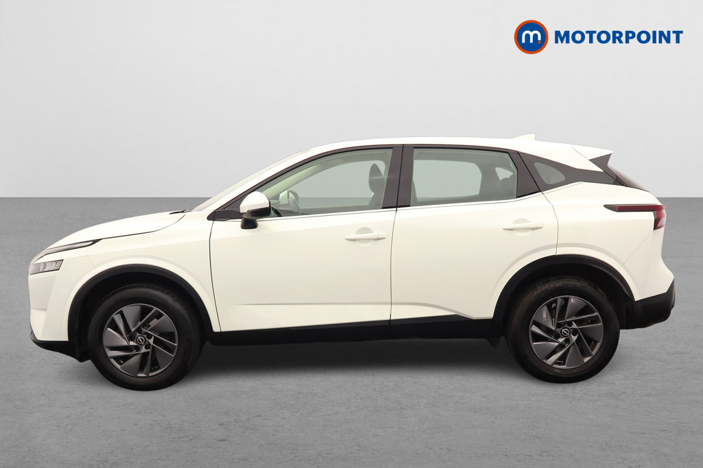 Nissan Qashqai 1.3 Dig-t Mh 158 Acenta Premium Xtronic White #4