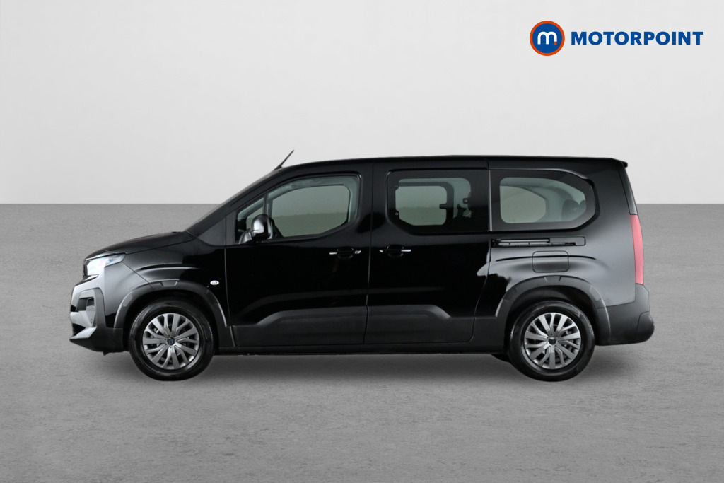 Peugeot e-Rifter 100Kw Allure Long 52Kwh 7 Seat Black #4