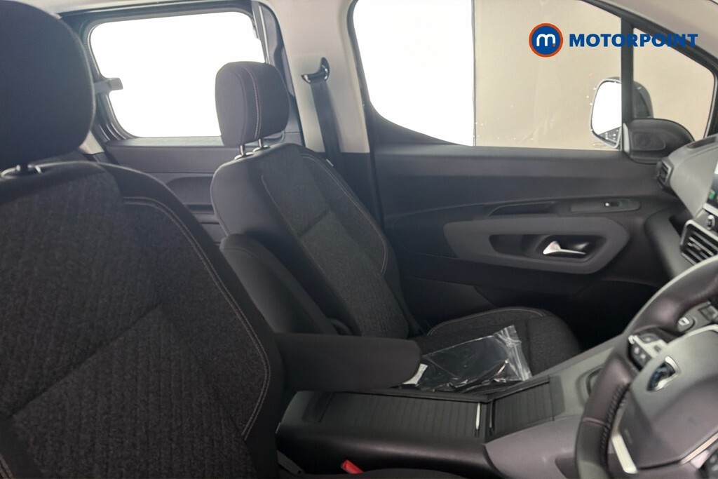 Peugeot e-Rifter Mpv Green #26