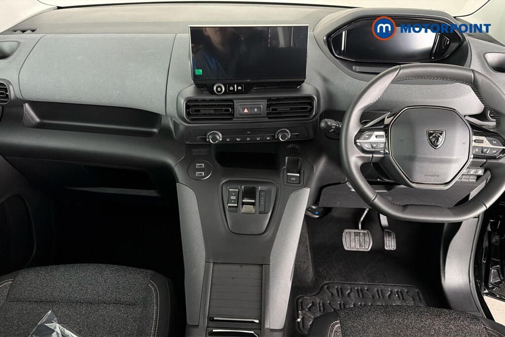Peugeot e-Rifter Mpv Green #9