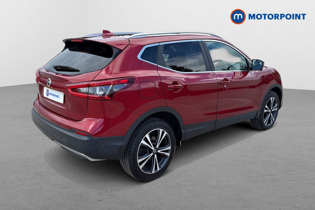 Nissan Qashqai 1.3 Dig-t N-connecta YB19WMT Red #4