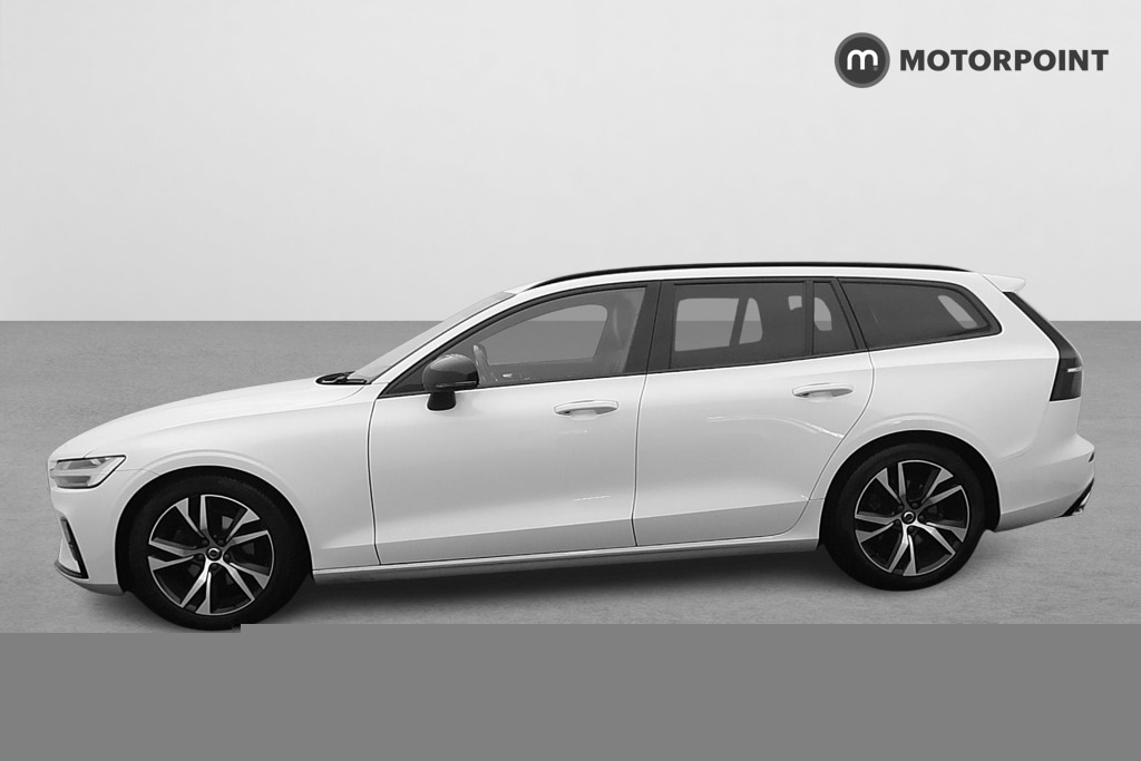 Volvo V60 2.0 B4p R Design White #2