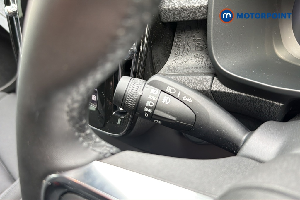 Volvo EX40 Core, Single Motor Extended Range, Black #13