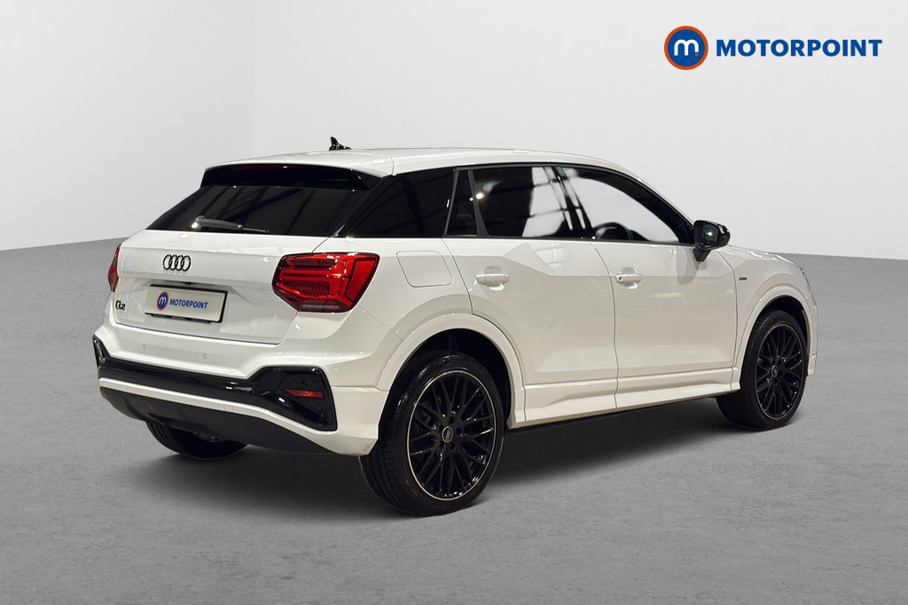 Audi Q2 35 Tfsi Black Edition S Tronic SW74HHG White #5