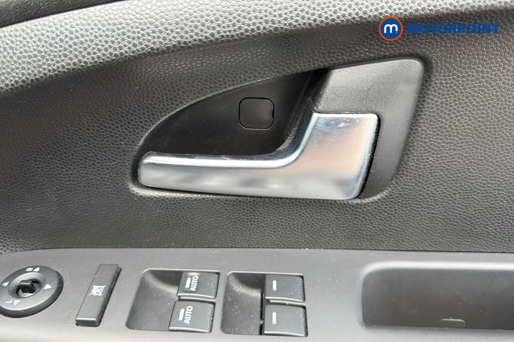Kia Venga 2 Isg Red #24