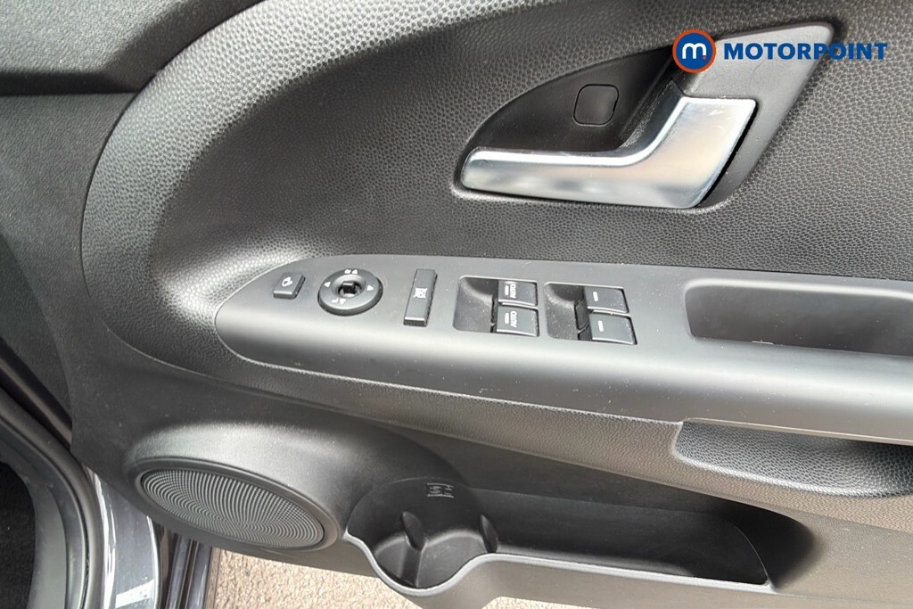 Kia Venga 2 Isg Red #17
