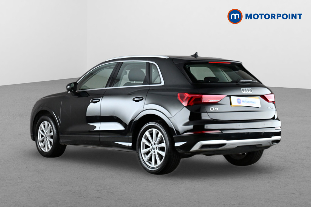 Audi Q3 35 Tfsi Sport Black #5